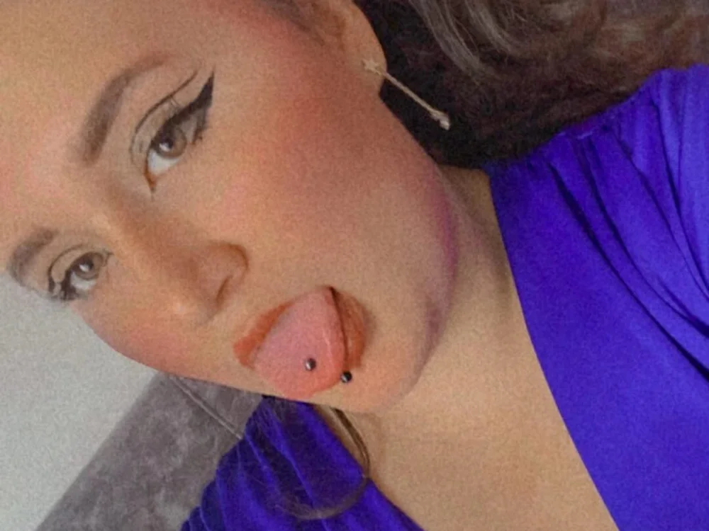IsaLopezpink_'s Offline XXX Chat