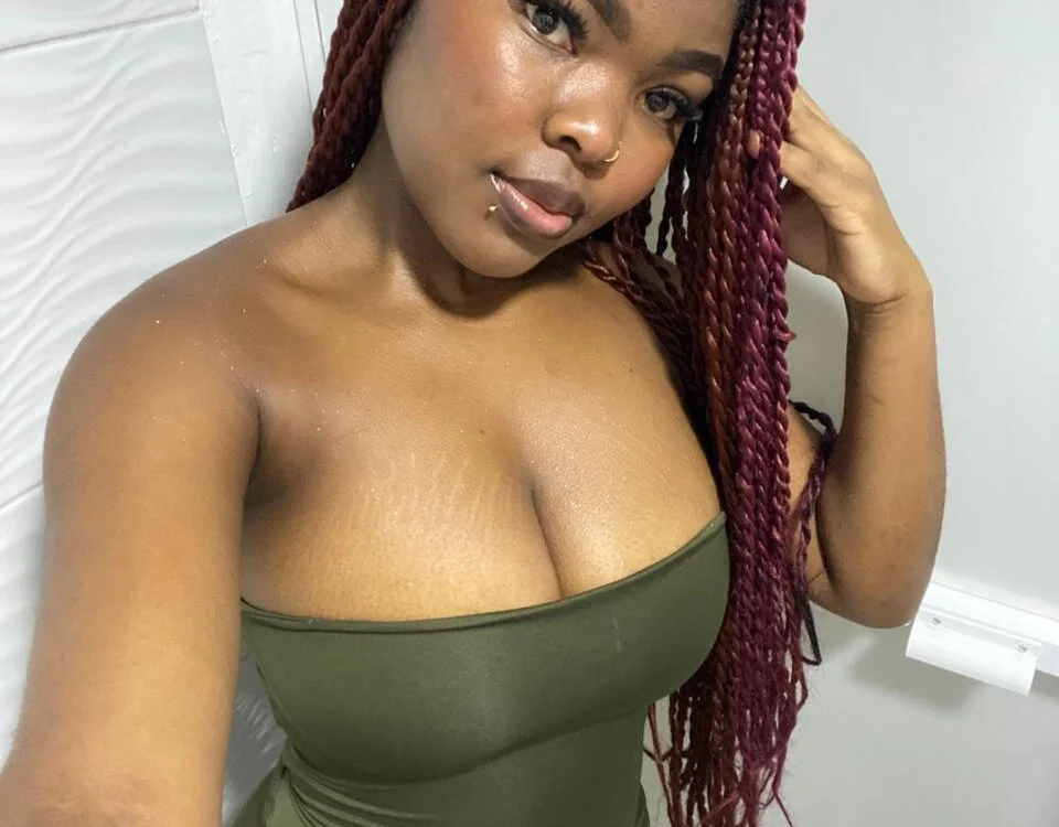 Yasminbrattz Adlı Modelin Çevrimdışı XXX Sohbeti