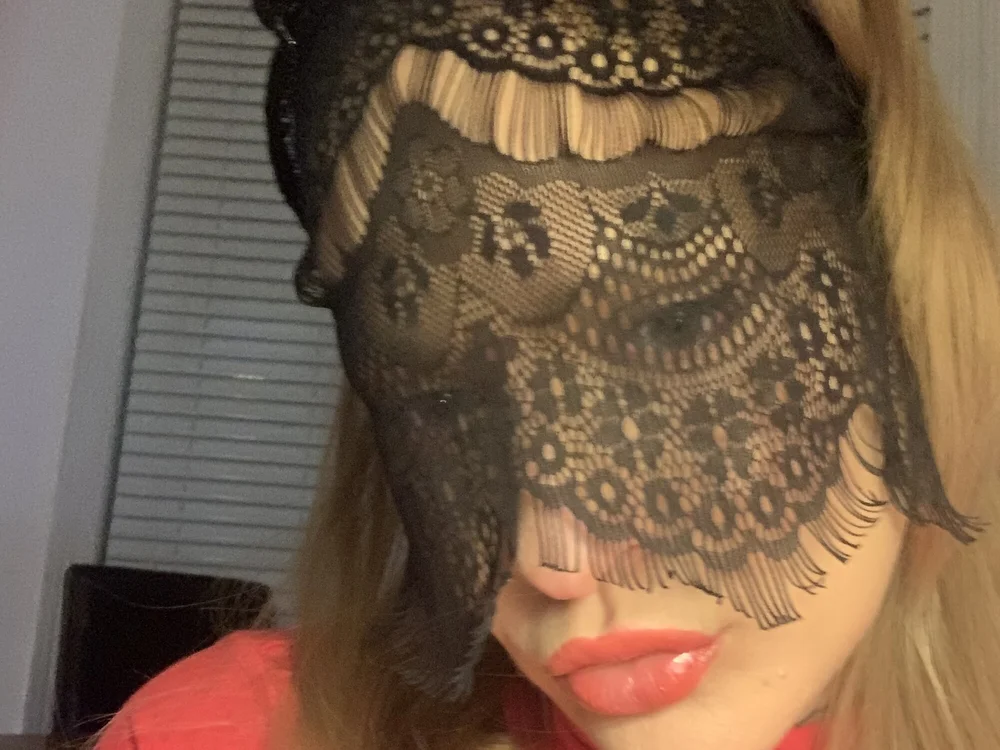 leonaladolcevita's Offline XXX Chat