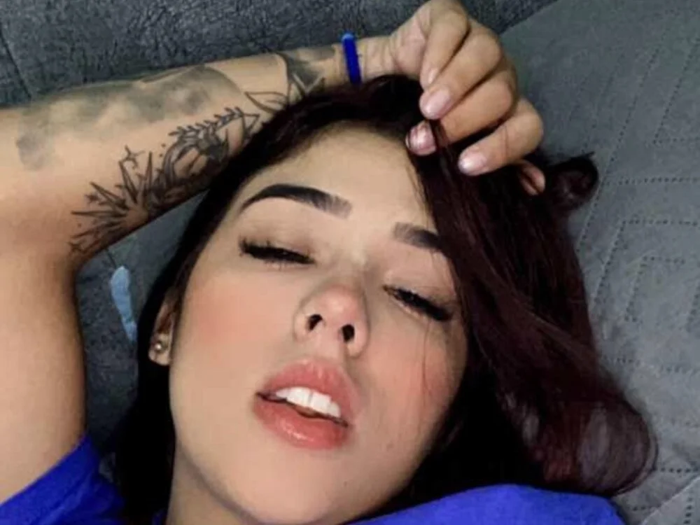 Chat +18 off-line de sharon_lewwis1