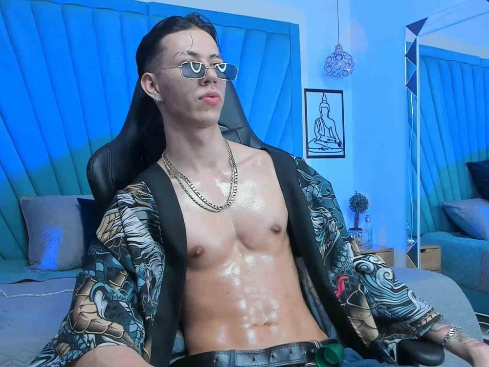 Offline XXX chat OliverThompsonJS