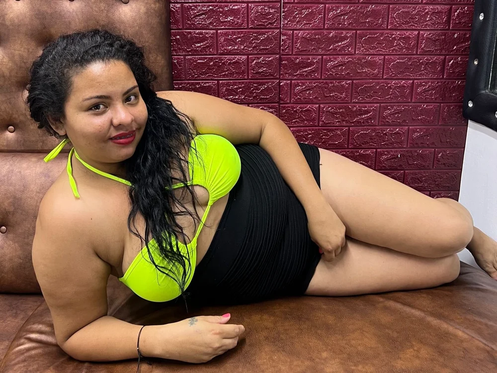 maye_barry's Offline XXX Chat