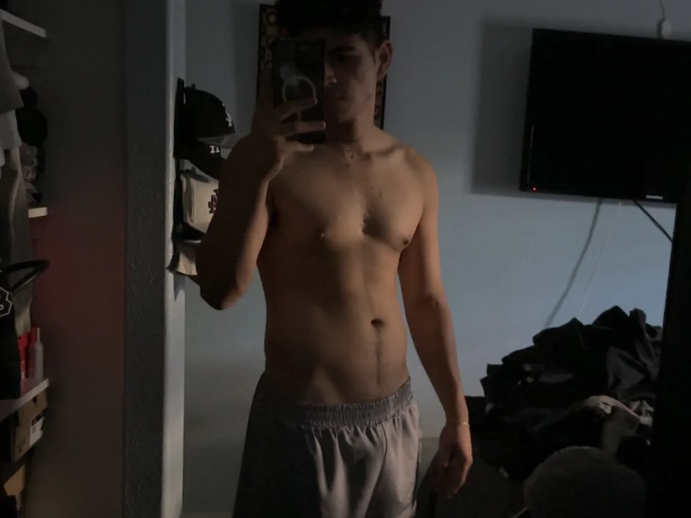 Playboy-Ever: συνομιλία ΧΧΧ εκτός σύνδεσης