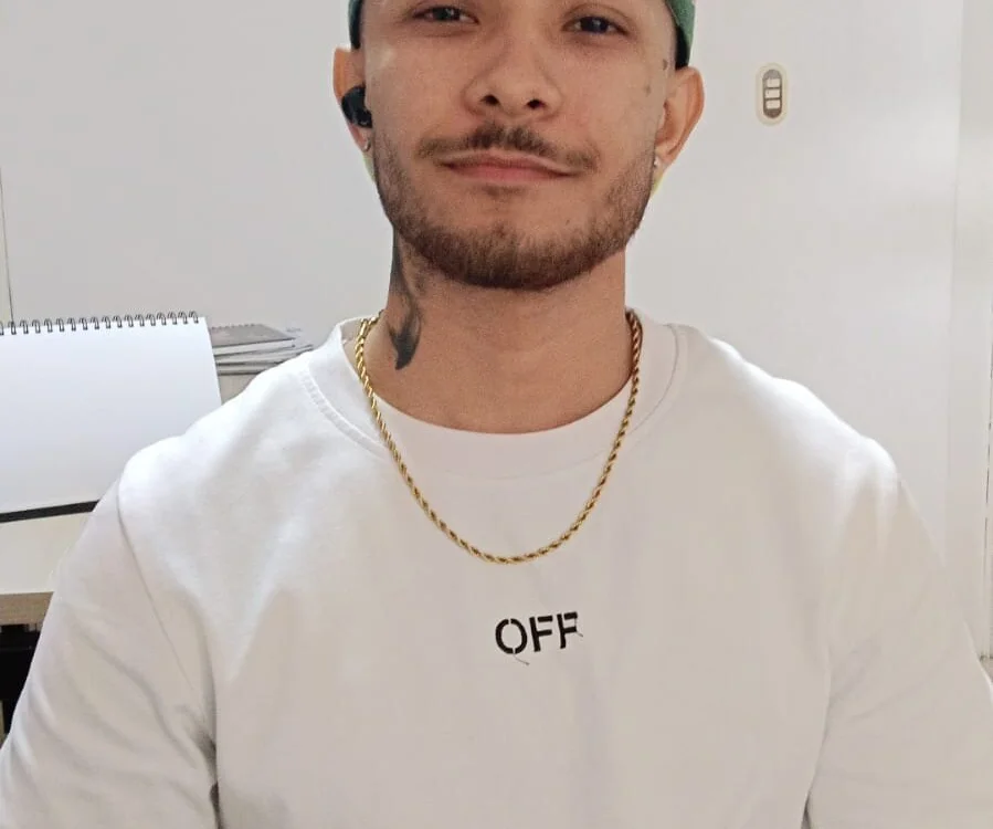 Gigue_ms' Offline Chat Room
