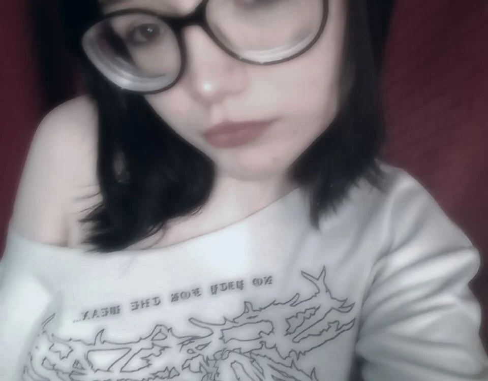 evelyn_m00n cam model