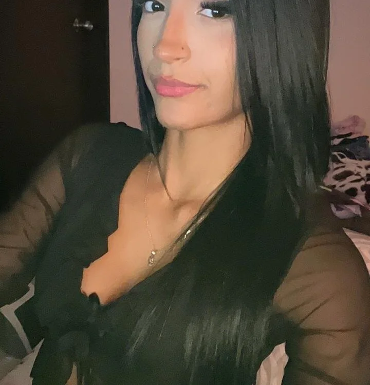 Chel_Evanss' Offline XXX Chat