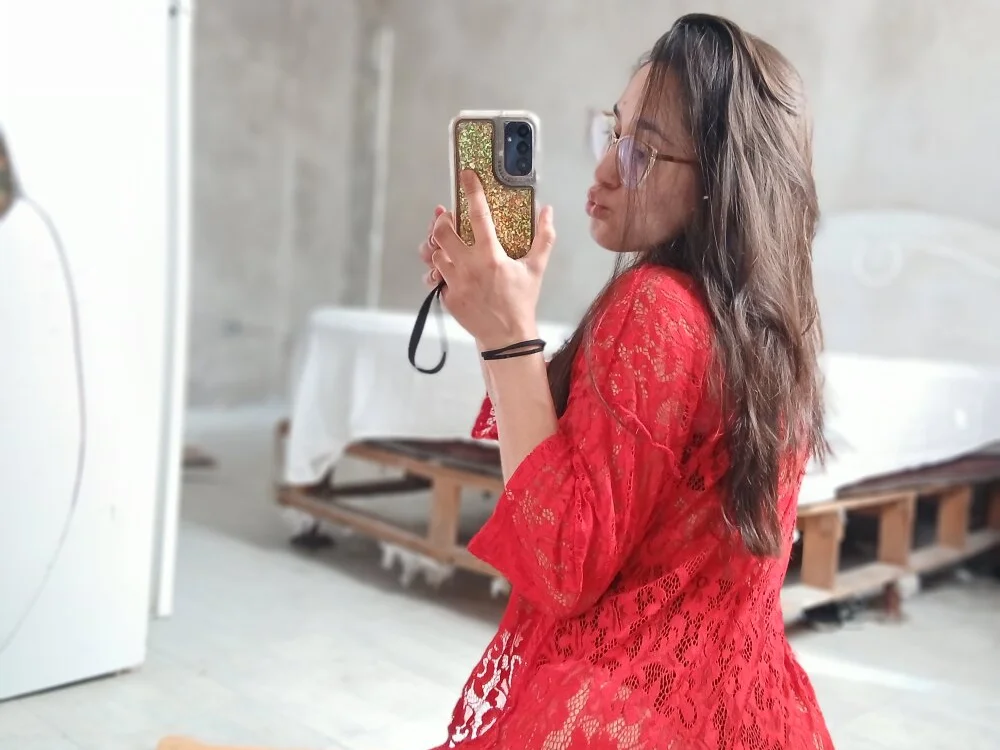 linameii Obrolan XXX Offline