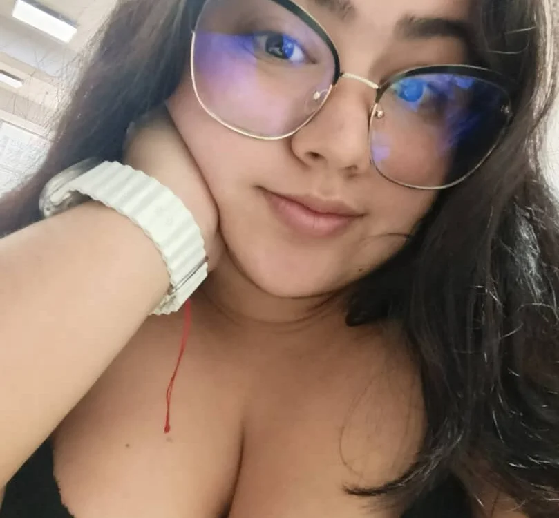 Rilder16's Offline Chat Room