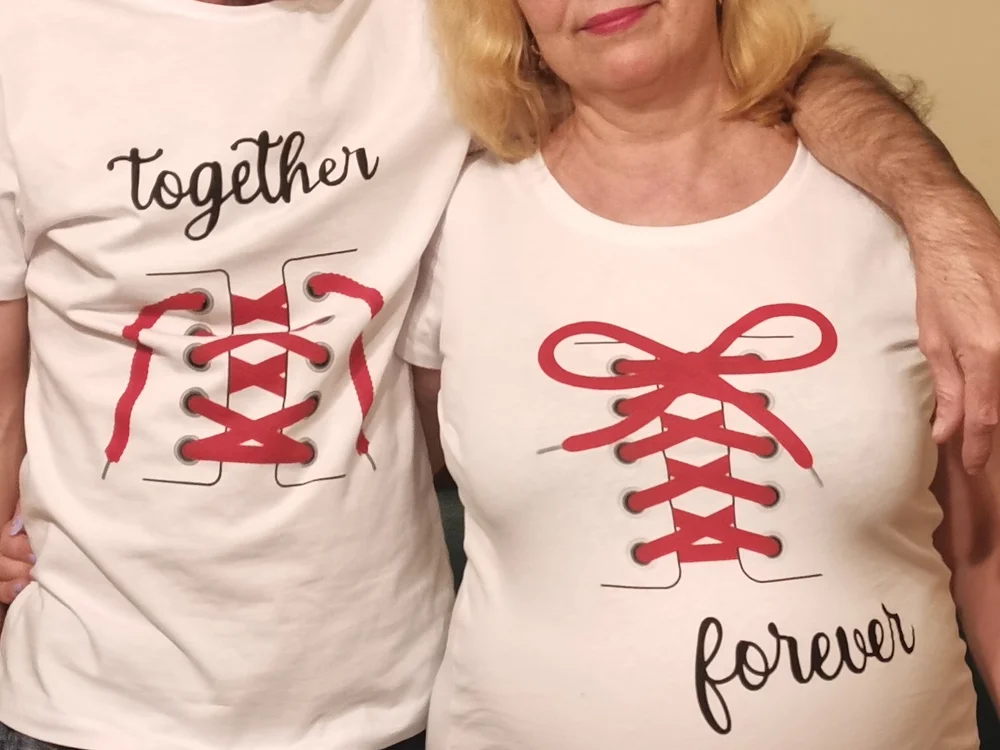 Andrada_Andi অফলাইন XXX চ্যাট