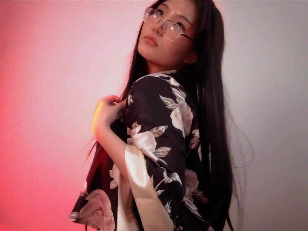 nullgirl Adlı Modelin Çevrimdışı XXX Sohbeti