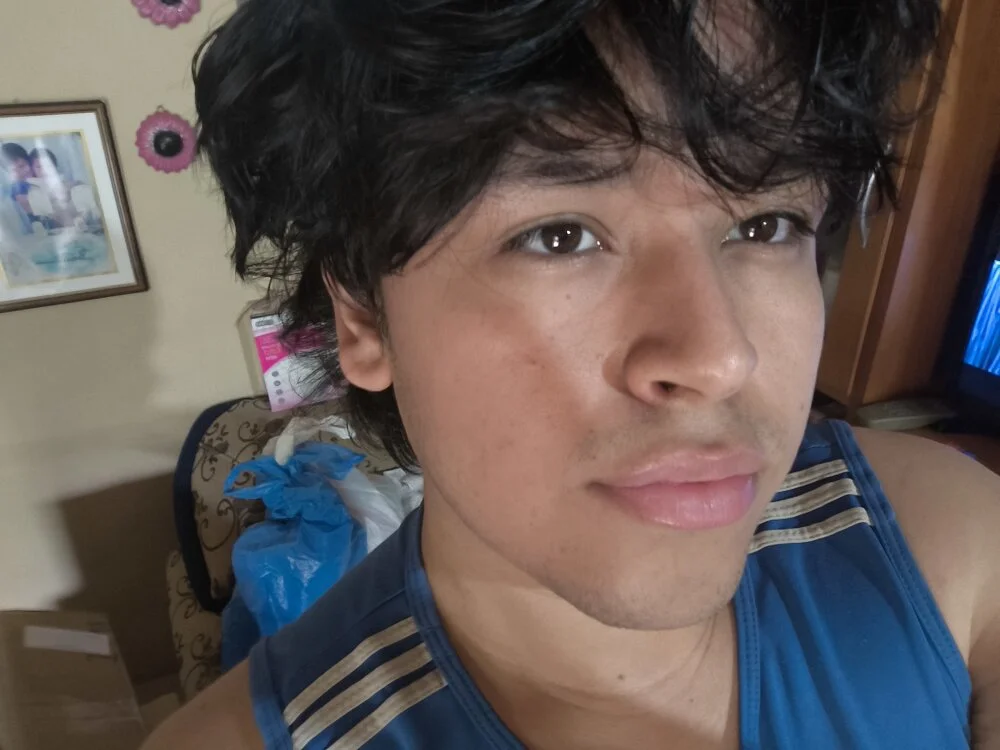 แชท XXX ออฟไลน์ของ Dannscabins06