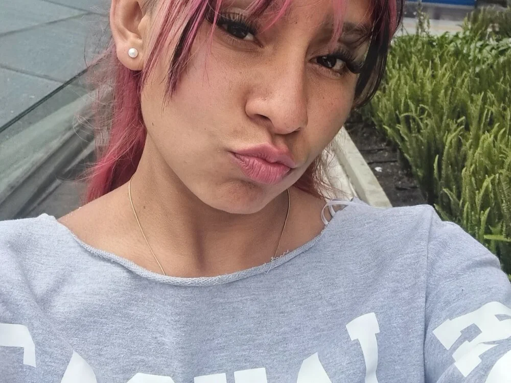 แชท XXX ออฟไลน์ของ valentina7363