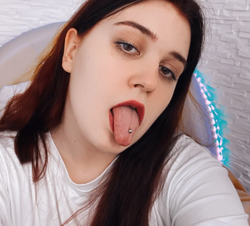 RedVellvette's Offline Chat Room