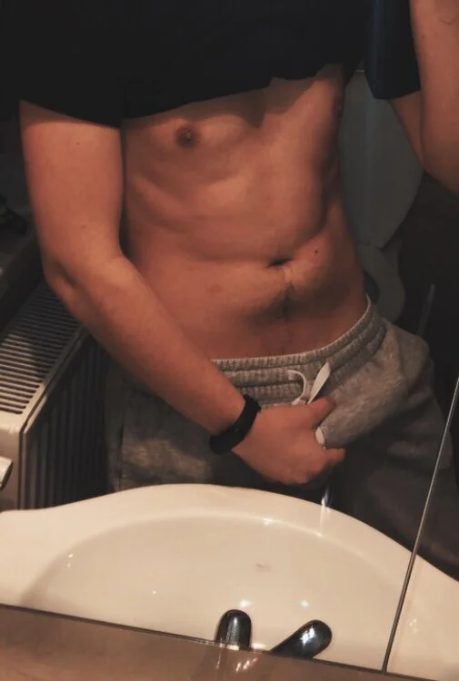 ___Evandros___ Offline XXX-Chat