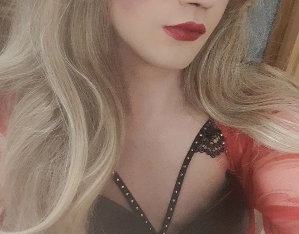 Offline chatovací místnost Sissy_kittyy
