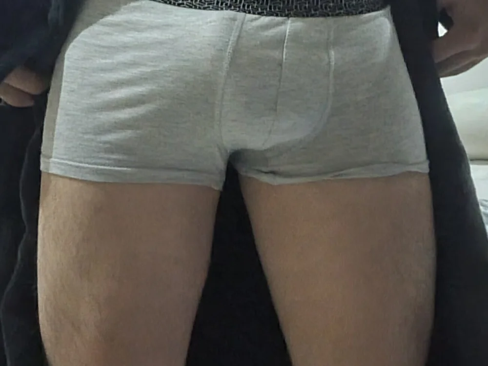 AJ_is_Nude's Offline XXX Chat