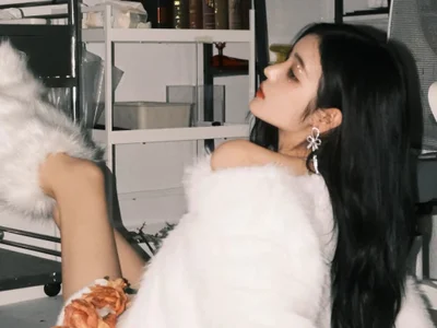 Irene--- offline XXX-chat