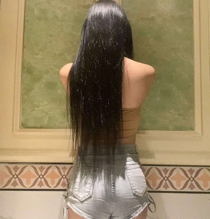 Missqiu-w's Offline XXX Chat