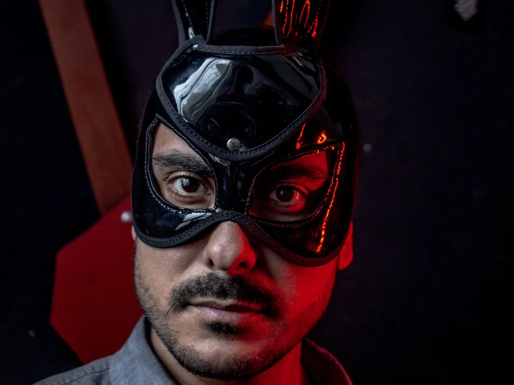 Sr_rabbit's Offline Chat Room