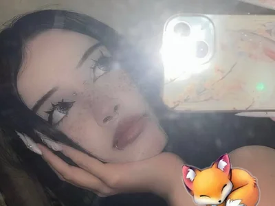 LouisePavlides on StripChat