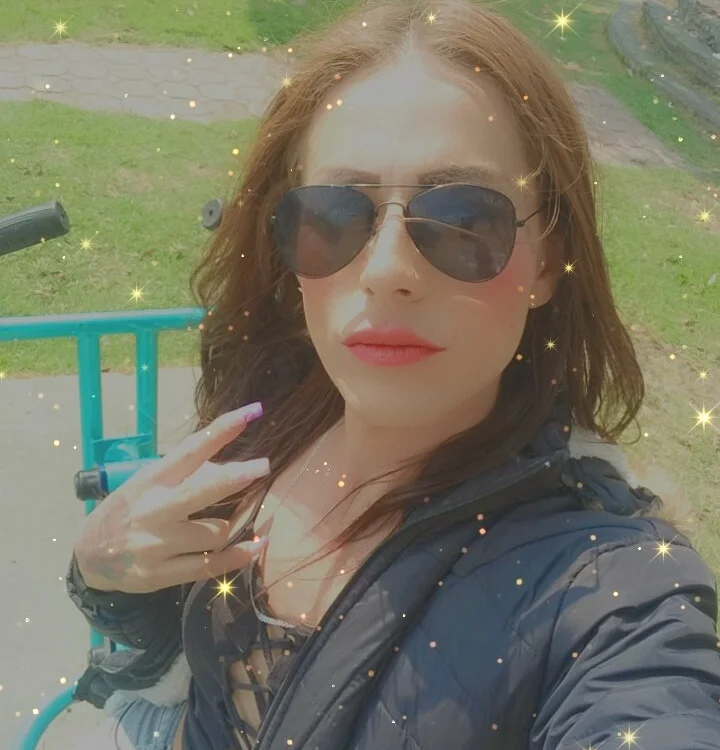 latinasexitrans123 Adlı Modelin Çevrimdışı XXX Sohbeti