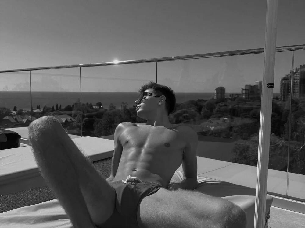 Walt_Enjoy's Offline XXX Chat