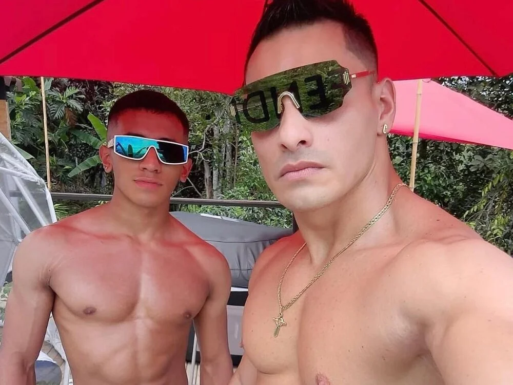 Samuel_Zeuv_ 오프라인 XXX 채팅