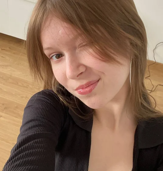 ElfriedaZwack's Offline XXX Chat