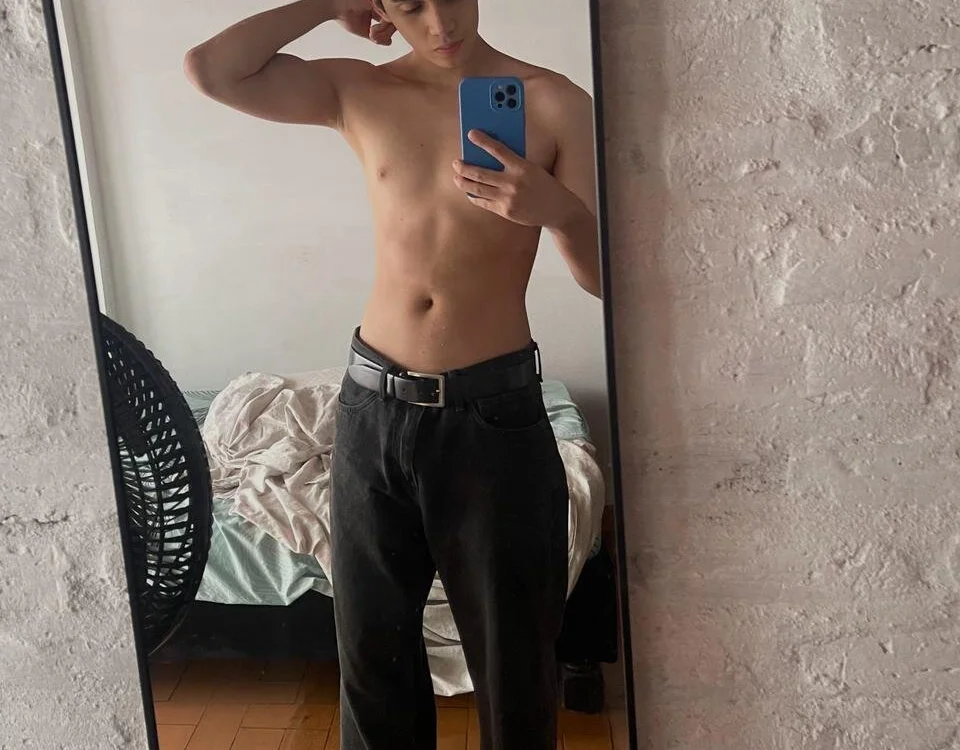 MikeVoss_ 離線 XXX 聊天