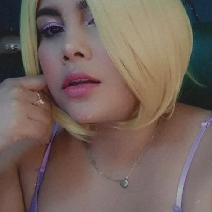 Tivisay_29's Offline XXX Chat