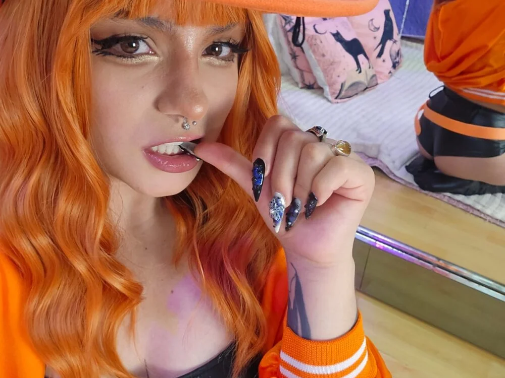 BizzyNoar's Offline XXX Chat