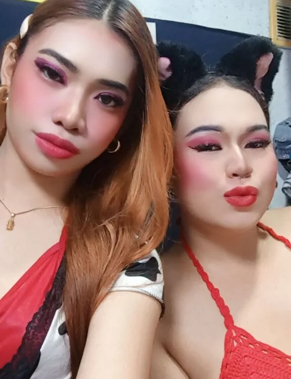 Ur_fantasyDuo офлайн XXX чат