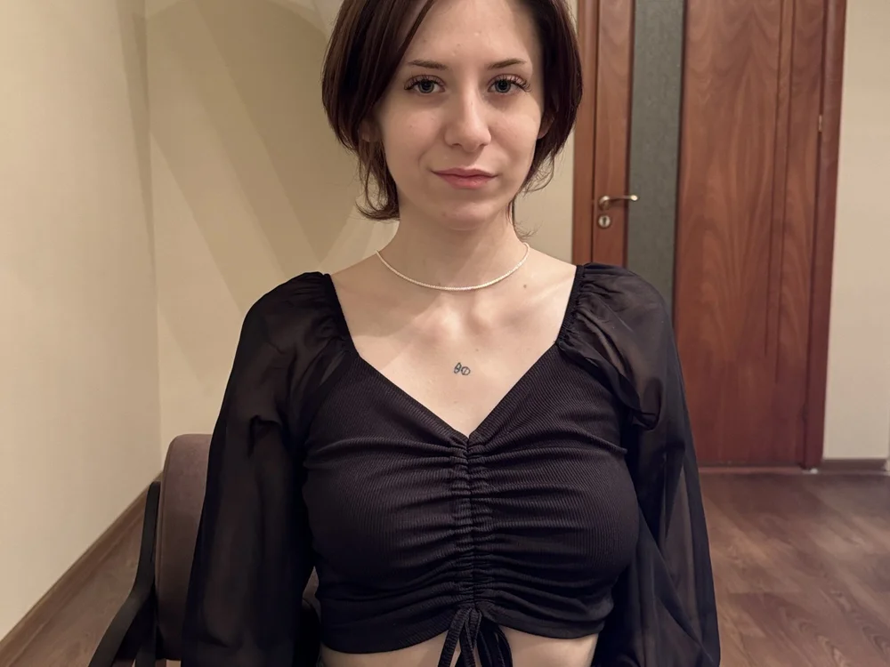 AngleaHazy's Offline Chat Room