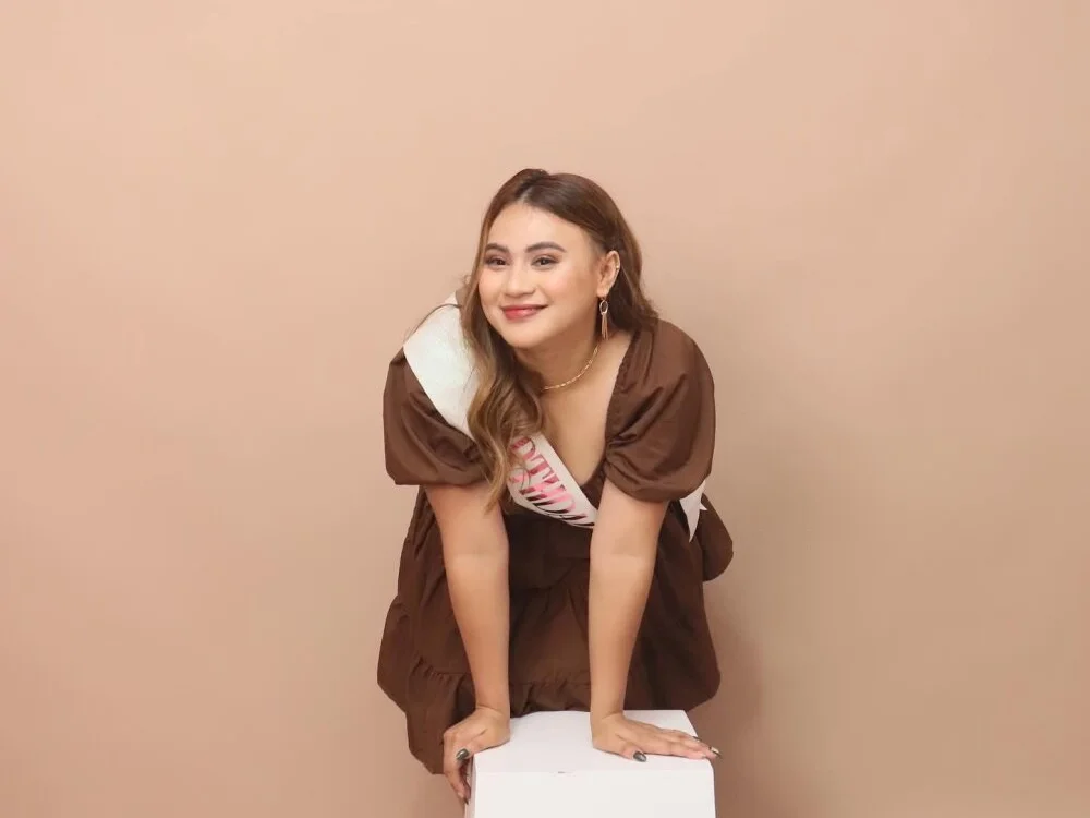 filipina_creamycumxx Offline XXX Chat