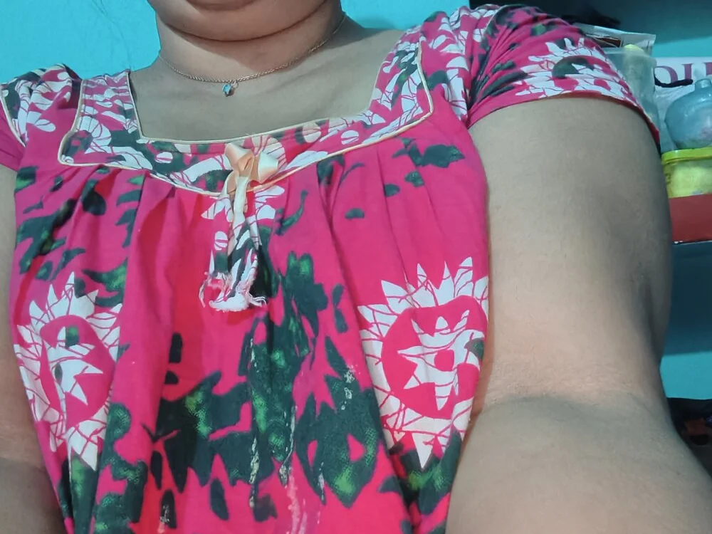 Sreeepujaaaapujaaaa: офлайн-секс-чат