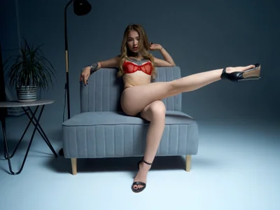 AriWild - bdsm young