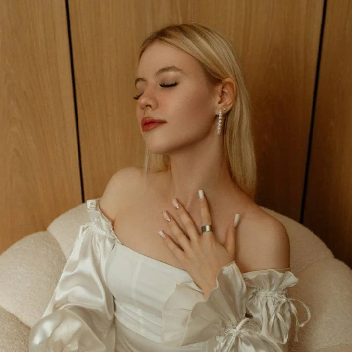 ZaraDudley Adlı Modelin Çevrimdışı XXX Sohbeti