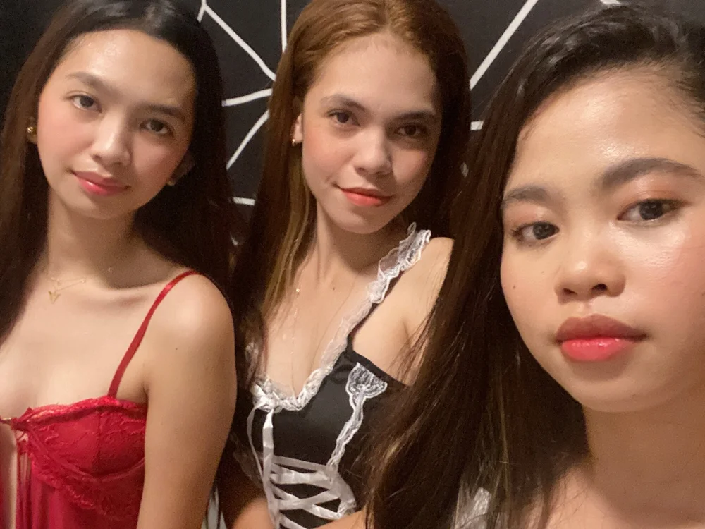 xo_sexychix's Offline XXX Chat
