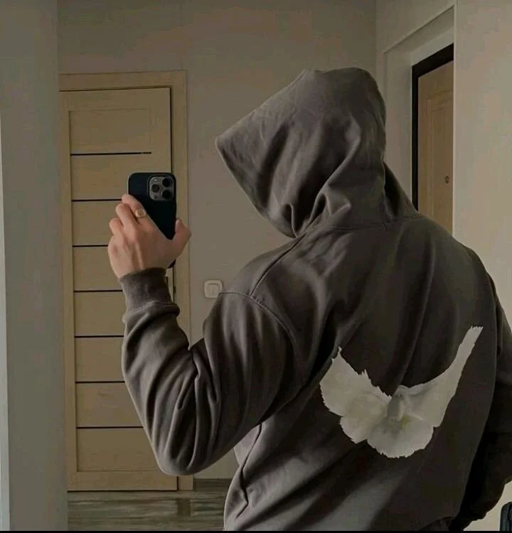 leo_void offline XXX-chat