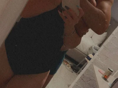 Hornycouple6110 - Couple 