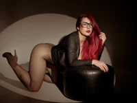 BrunaBulloock live cam model