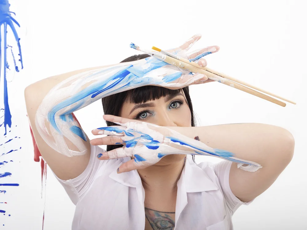 PaulinnaBlue's Offline Chat Room
