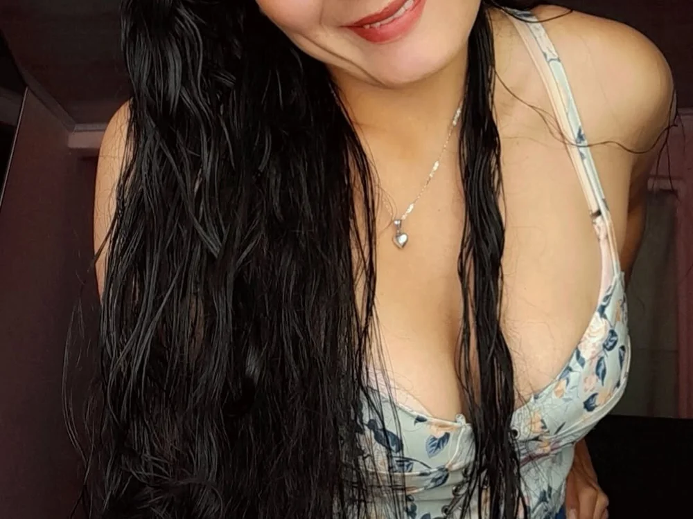 andreaaaa2901's most recent online preview