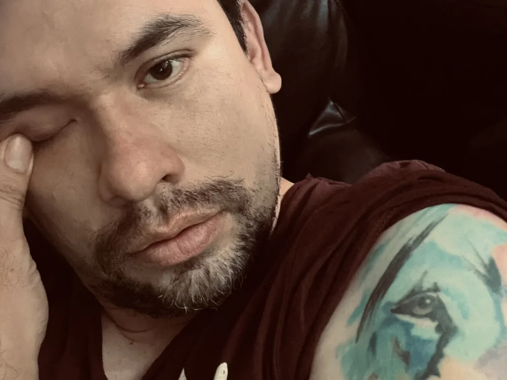 CACHERITO666 Offline XXX-Chat