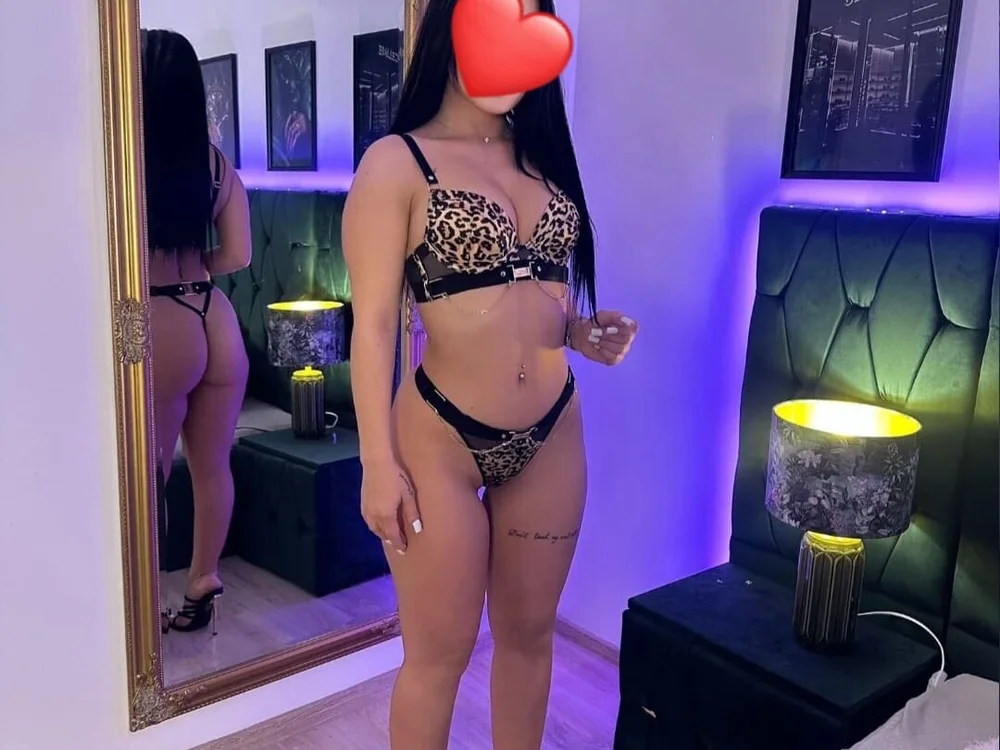 Bia25bibi's most recent online preview