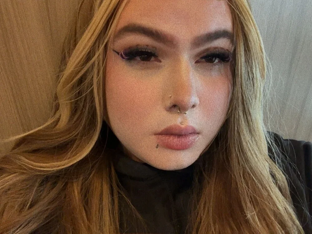 Offline XXX chat AnneVanHelsing