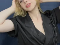 Model michelle_lovique