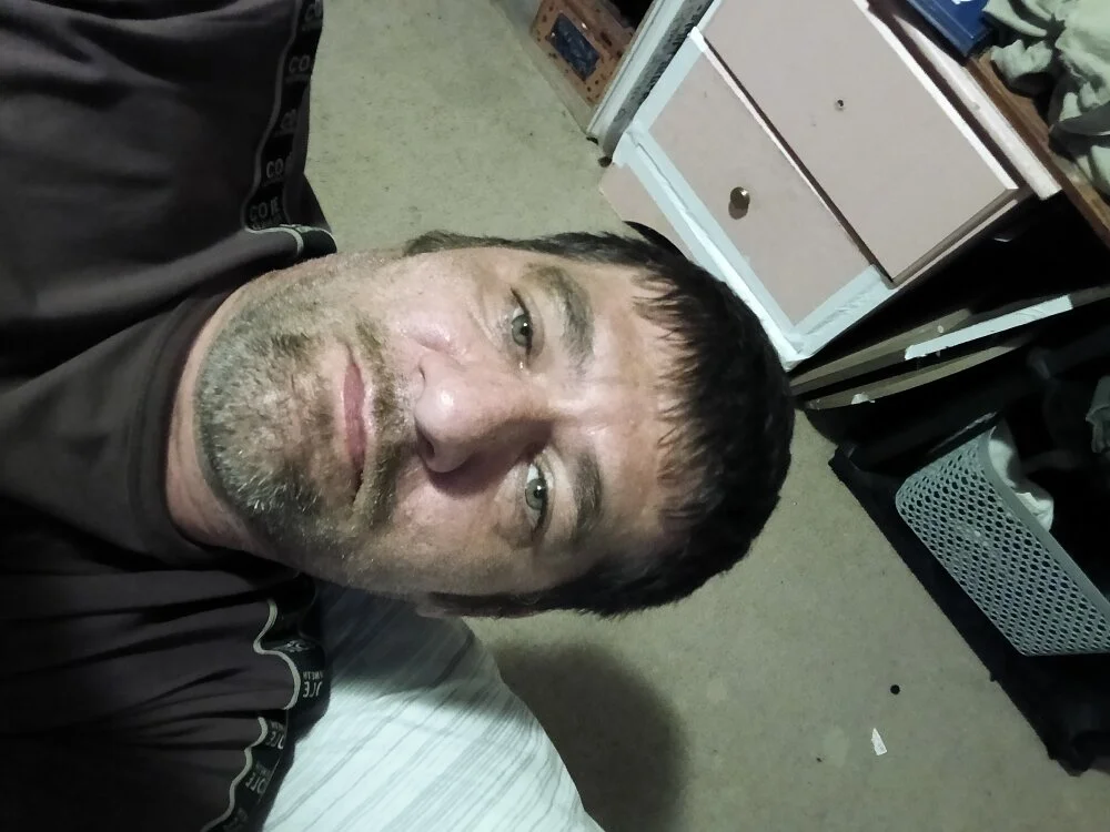 BigThickWhiteDickWilly's Offline XXX Chat