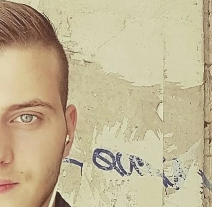 Offline chatovací místnost EchoStream