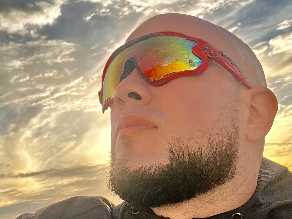 AlejoStrep Chat XXX Ngoại tuyến